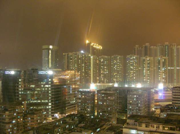部屋から見える香港上海銀行の夜景