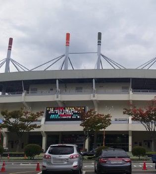 양산종합운동장,Yangsan Complex Stadium,梁山総合運動場,梁山综合运动场