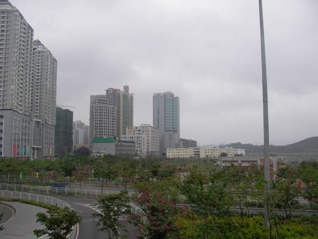 沿河南路方面の風景