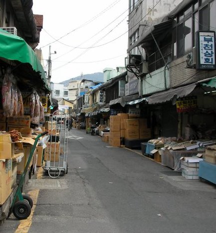 乾魚物卸売市場