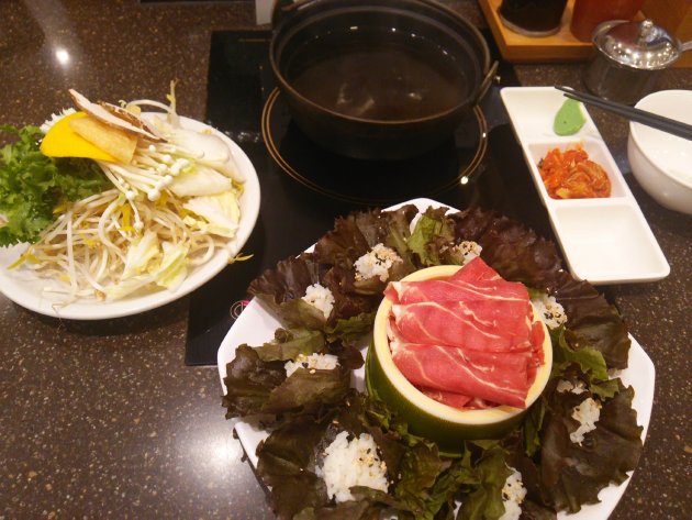 注文したしゃぶしゃぶサムパップ(サンパップ)定食