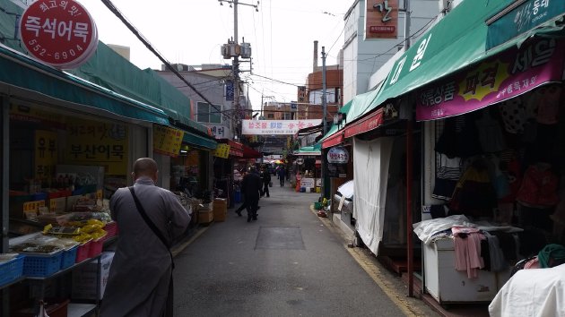 寿安人情市場内の風景