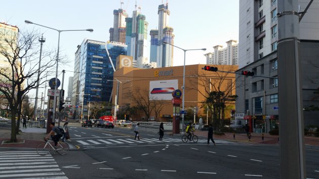 Eマート海雲台店の外観