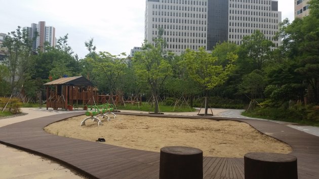 ハンマウム公園内の風景