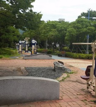 近隣公園（巨提駅）,근린공원（거제역）,Neighborhood Park Geoje