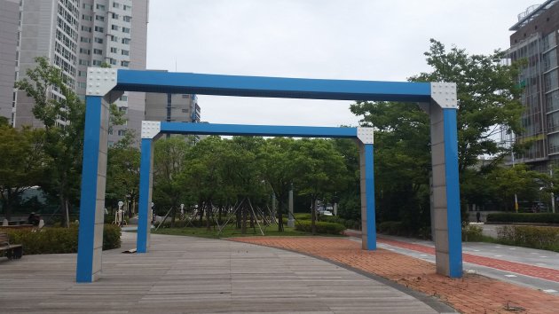 海洋都市象徴ゲート(해양도시 상징게이트)