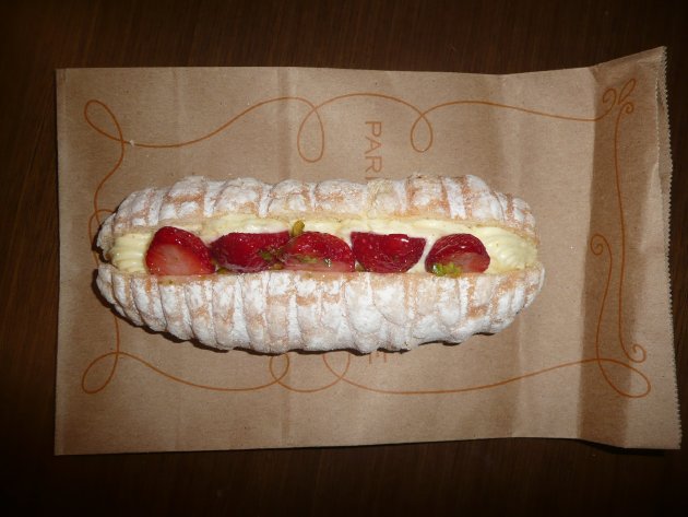 パリバゲットカフェ(PARIS BAGUETTE Café) 釜山駅舎店で購入したパン