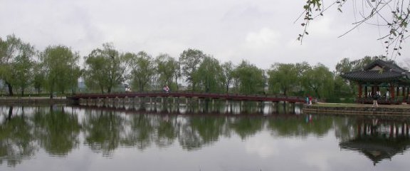 薯童公園(宮南池)
