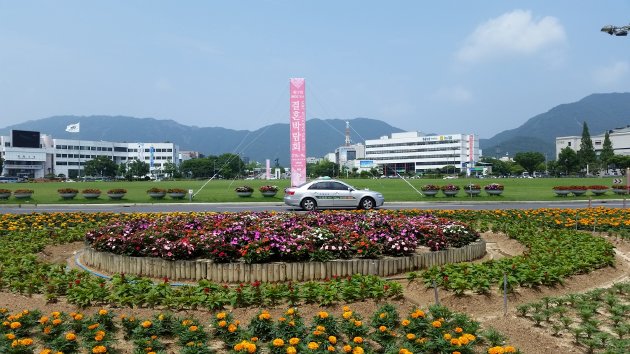 昌原広場の風景