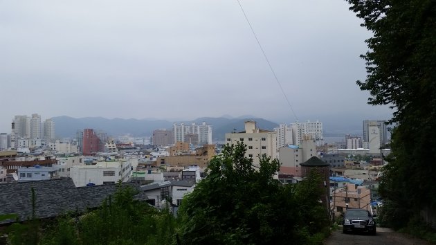 昌原市立馬山博物館から下の街中心部へ戻る帰り道