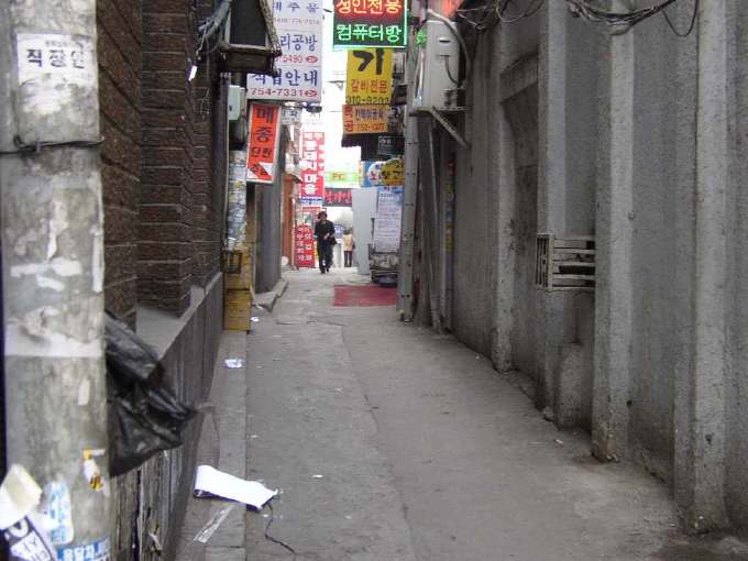 南大門近くにある味のある路地