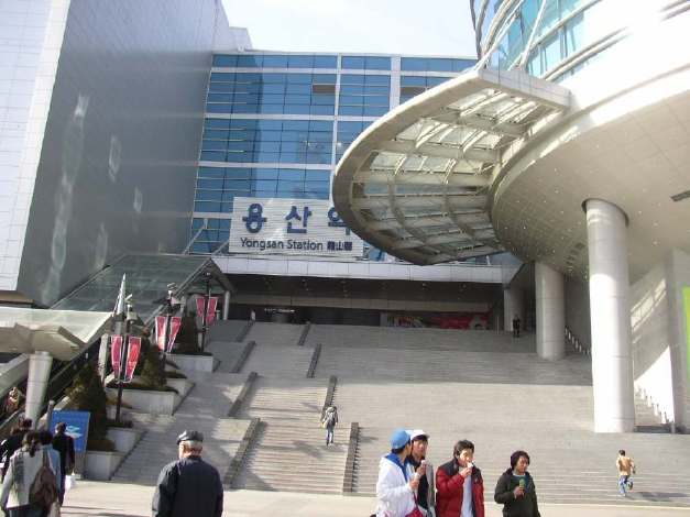 国鉄龍山(竜山)駅・正面