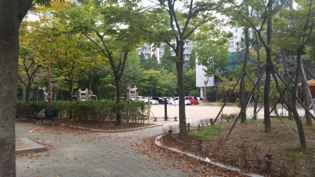 黄山児童公園内にある健康器具