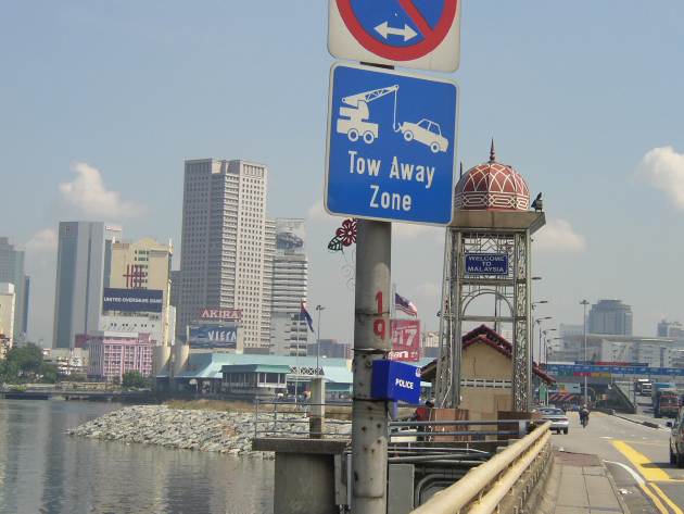 「WELCOME TO MALAYSIA」の看板、他