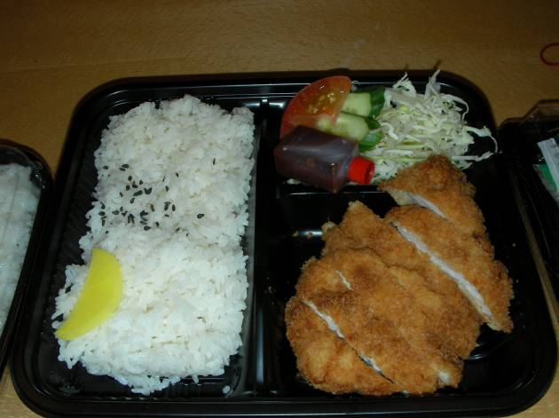 明治屋で購入した弁当