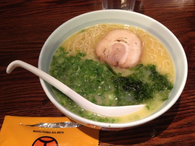 シンガポール トラベル情報 らーめんまる玉 リャンコート店 Marutama Ra Men Liang Court Jpn World Com
